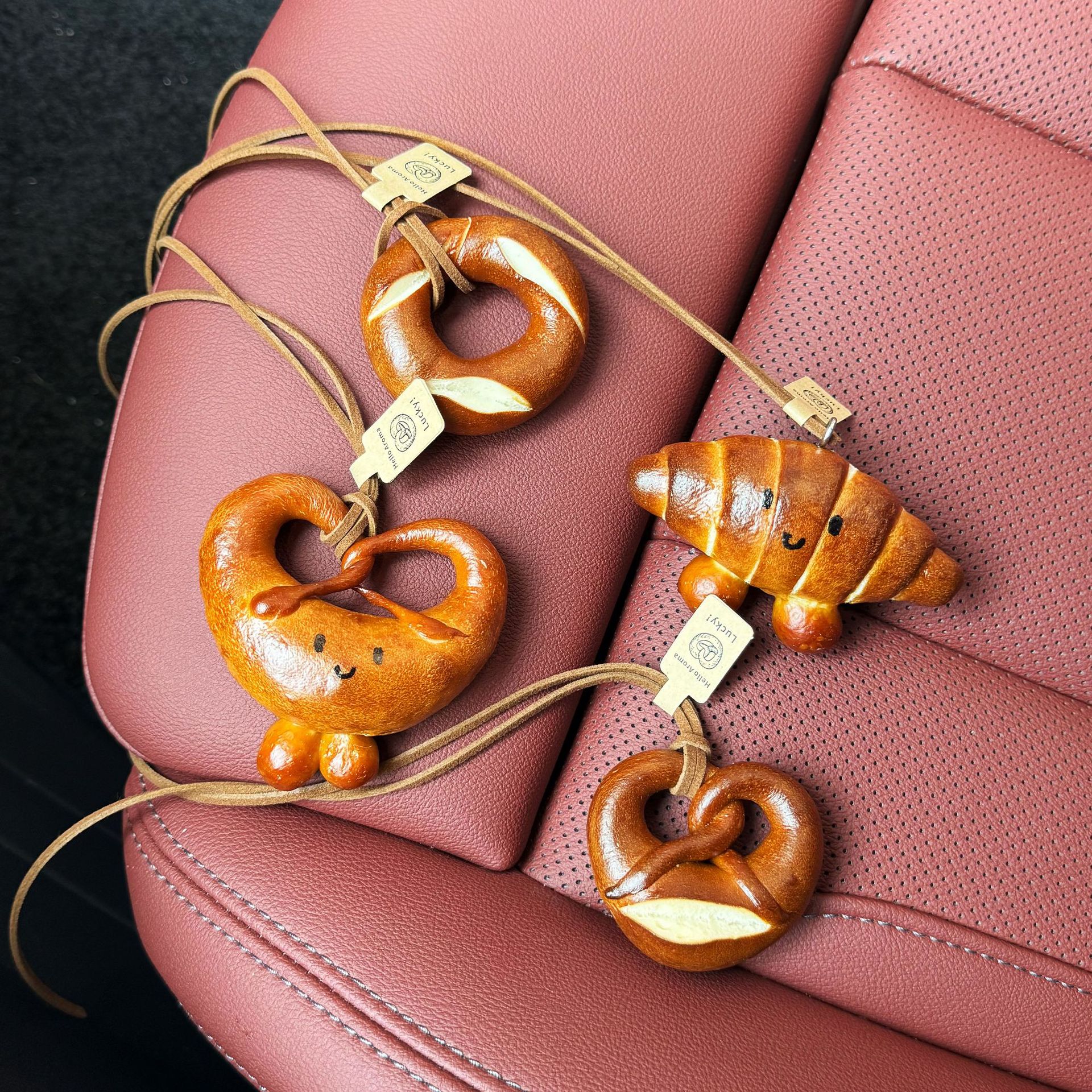 DIY Handmade Bread Keychain Co - Car Accessories Cork reseña y precio